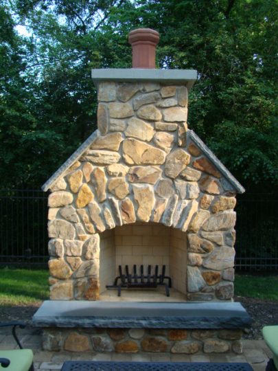 stone-fireplace-Chicago
